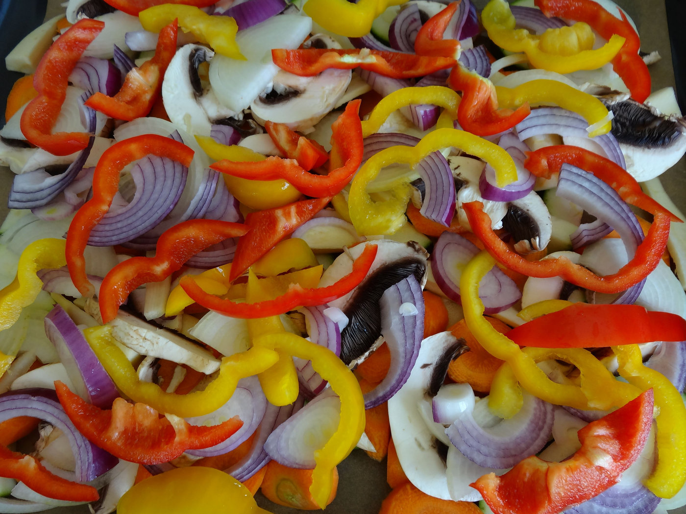 spagetti pesto ugnsrostade grönsaker (3)