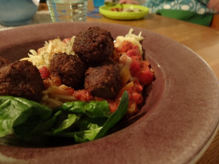 Köttbullar (3)