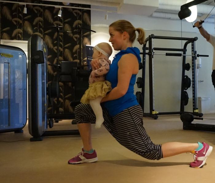 100 reps av varje övning (5