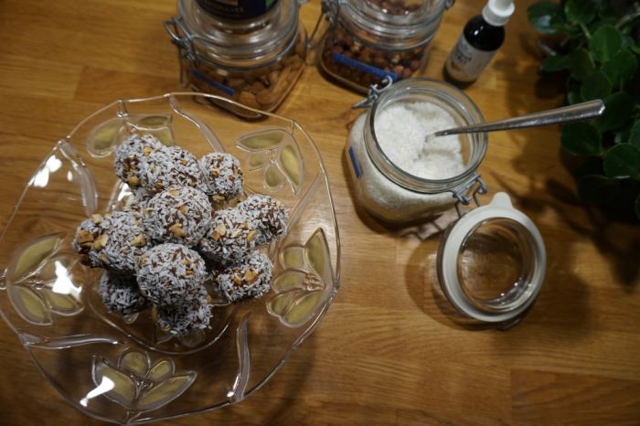 Proteinbollar med nöt- och lakritssmak (5)