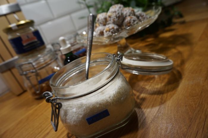 Proteinbollar med nöt- och lakritssmak (7)