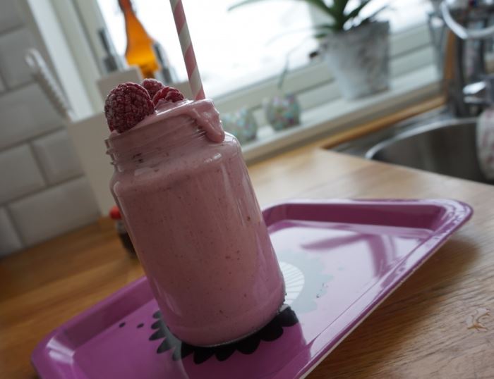 Hallon och vaniljsmoothie (1