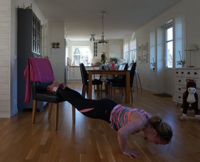 Hemmaträning överkropp 4