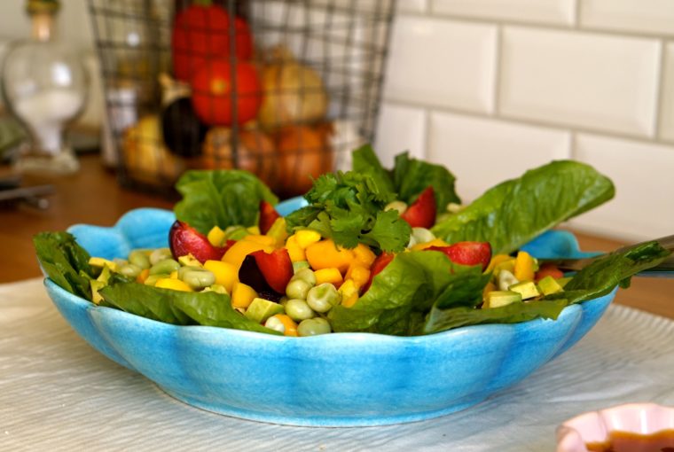 Lax med mango- och avokadosallad