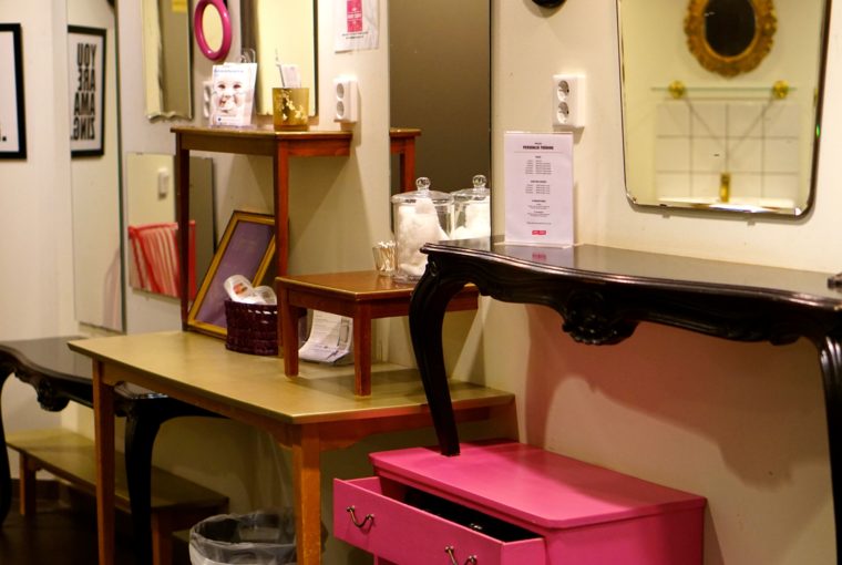 Rosa Skrot omklädningsrum