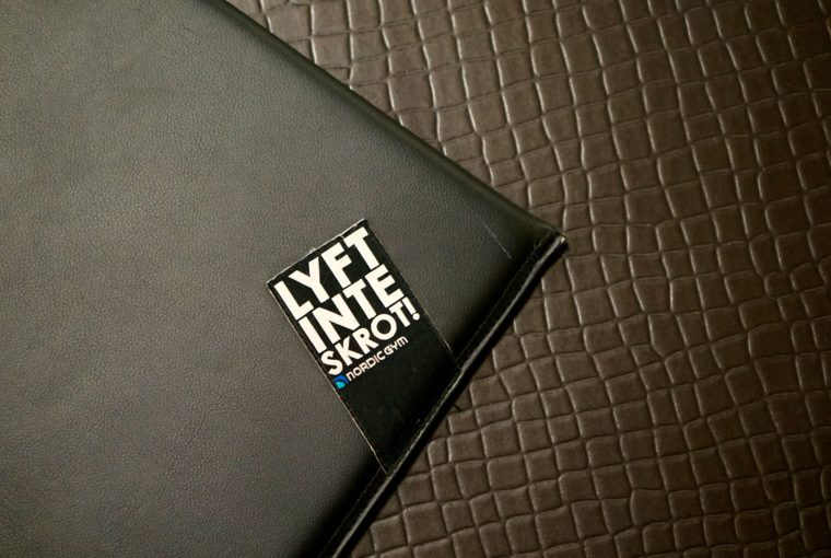 Rosa Skrot träningsmatta