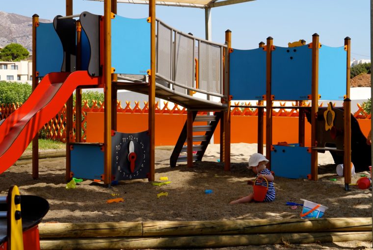 hotellet Kreta lekparken klätterställning