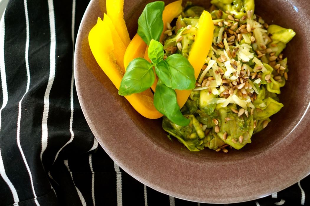pasta och basilikapesto