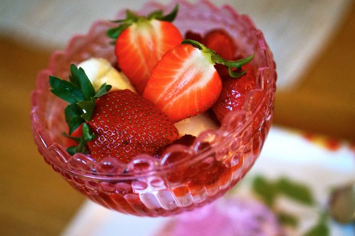 jordgubbar-favoriter-grekisk-yoghurt