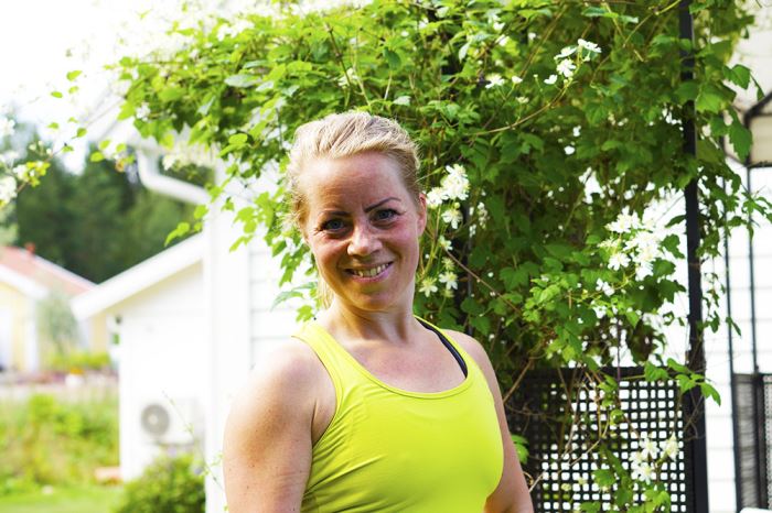 karin-traningspass-brost-armar