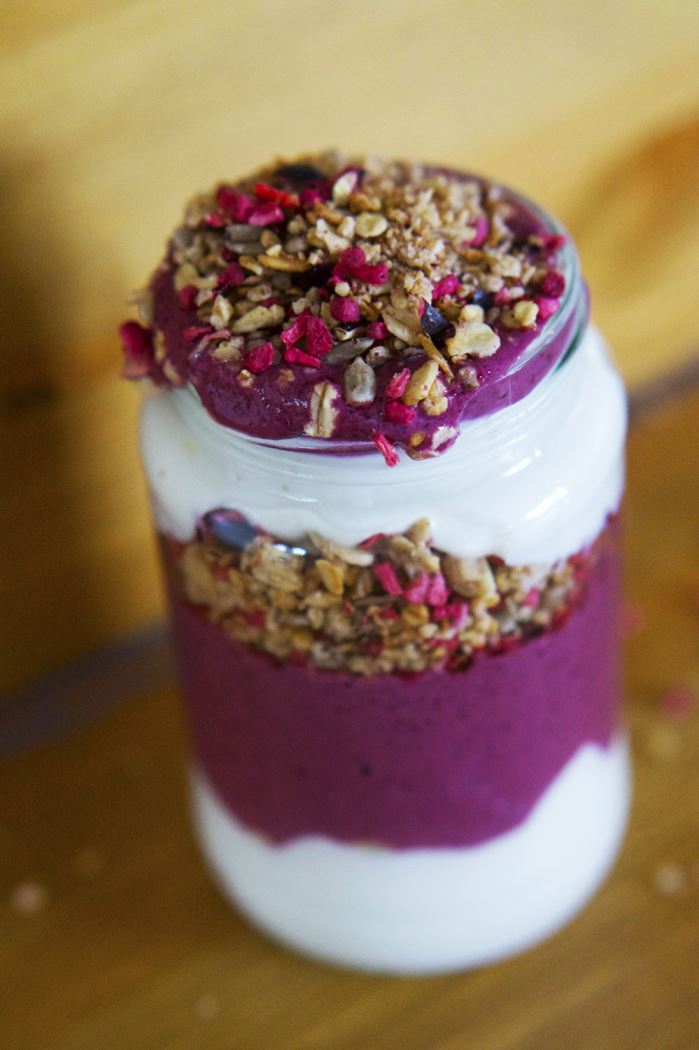 yoghurt-smoothie-granola-3