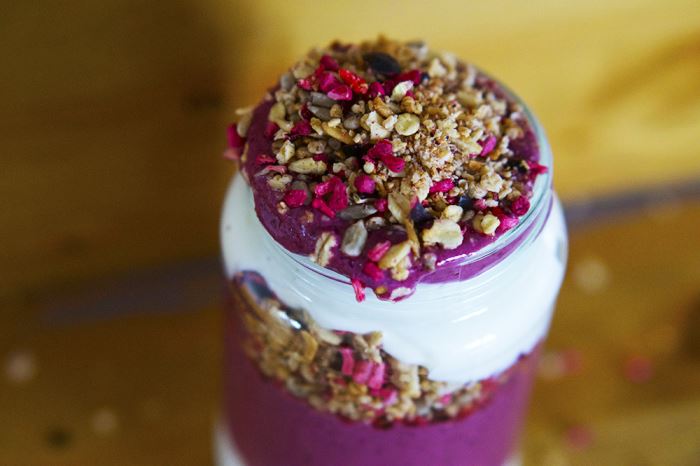 yoghurt-smoothie-granola-4