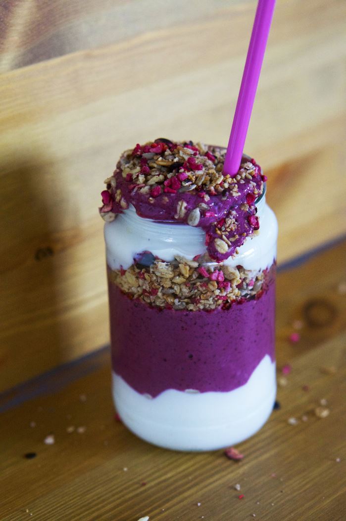 yoghurt-smoothie-granola-5