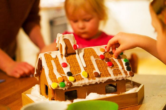 julhelg-pepparkakshus-2